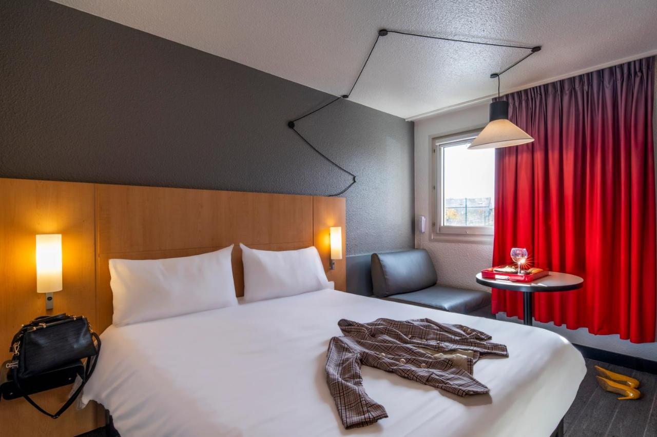 Ibis Cergy Pontoise Le Port Hotel Екстериор снимка