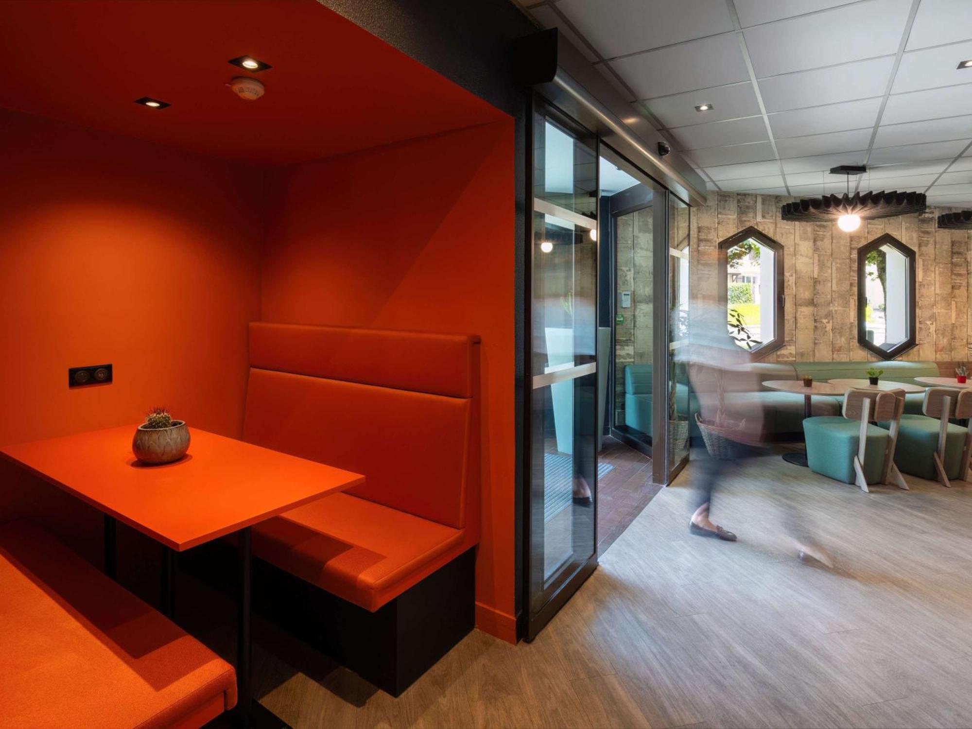 Ibis Cergy Pontoise Le Port Hotel Екстериор снимка
