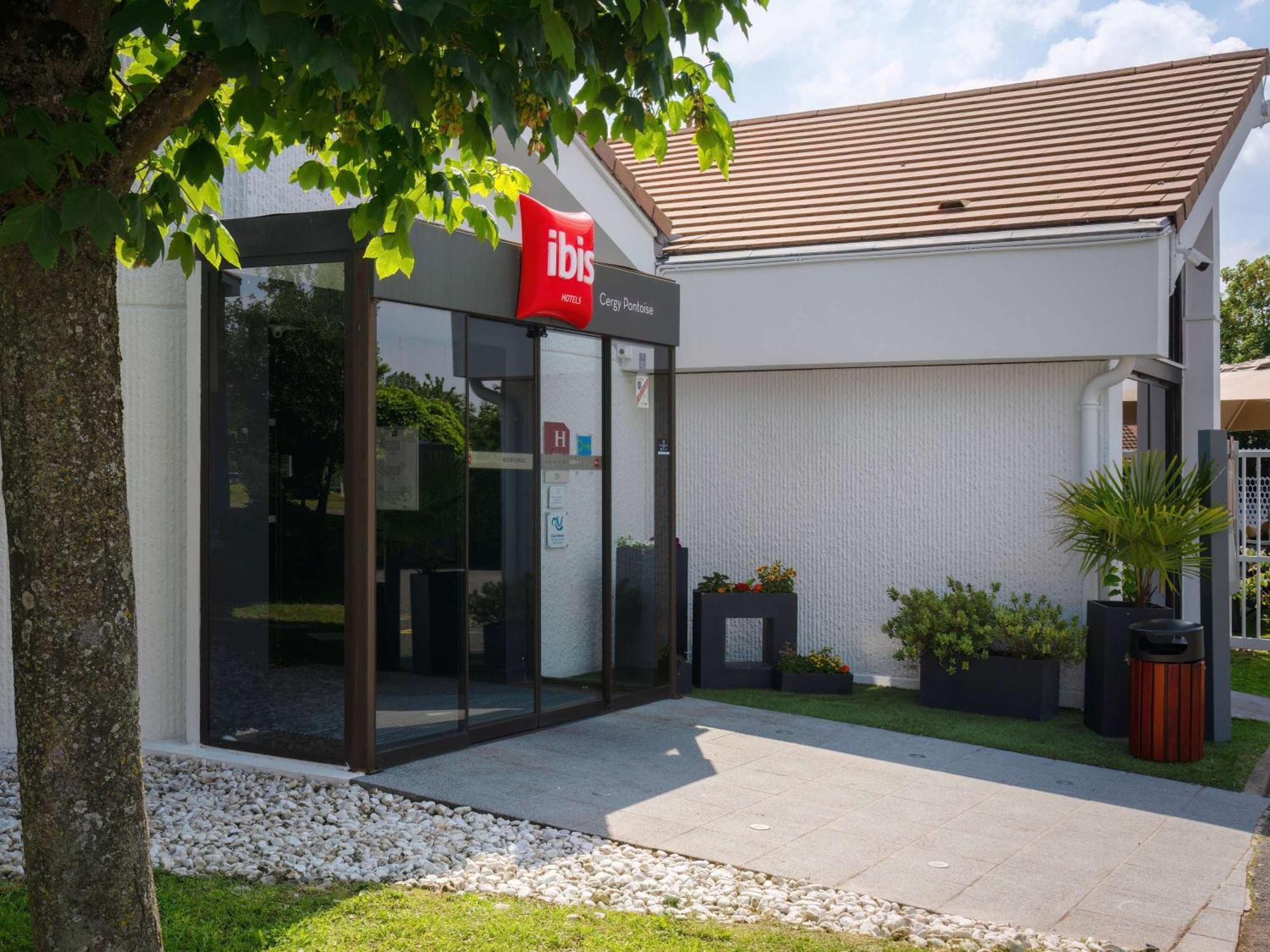 Ibis Cergy Pontoise Le Port Hotel Екстериор снимка